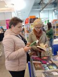 b_120_0_16777215_0_0_img_aktualnosci_tragi_ksiazki_krakow_2024_targi_krakow_2024-5.jpg